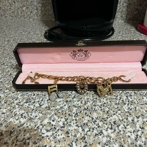 Women juicy couture charm bracelet